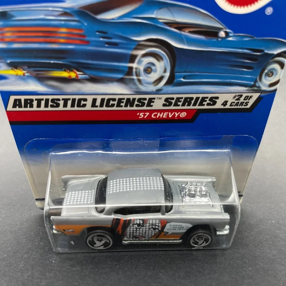 Hot Wheels 1957 57 Chevrolet Chevy Bel Air Silver Car Artistic License 1/64 #730